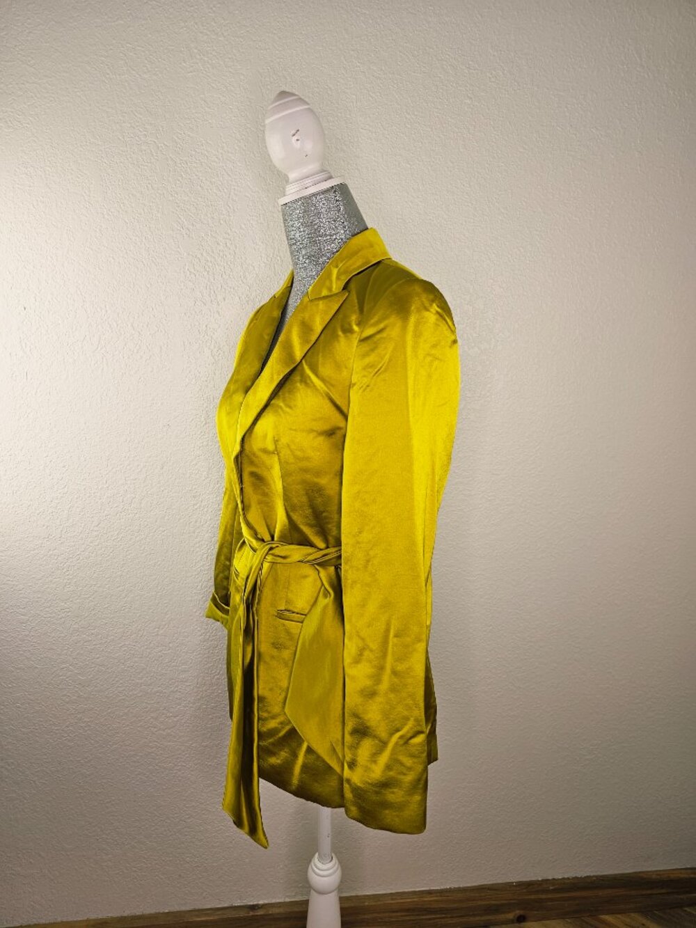 Express Satin Tie Waist Blazer ~ NEW Size Small - Picture 6 of 11